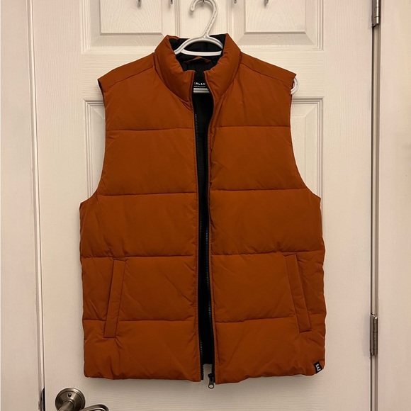 Everlane ReNew Puffer Vest - Picture 1 of 5